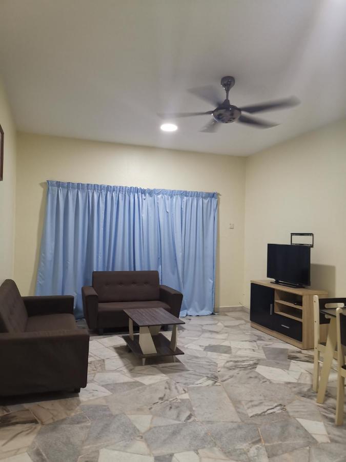 Pd Marina Holiday Homes & Villas Port Dickson Extérieur photo